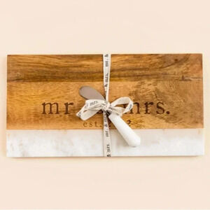 Mud Pie Mr and Mrs board. NWT
